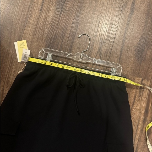 NWT Black Wilfred Aritzia Cargo Skirt L - Picture 3 of 5